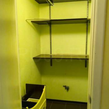 Продается 1-комнатная квартира, 42 м²