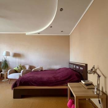 Продается 1-комнатная квартира, 38 м²