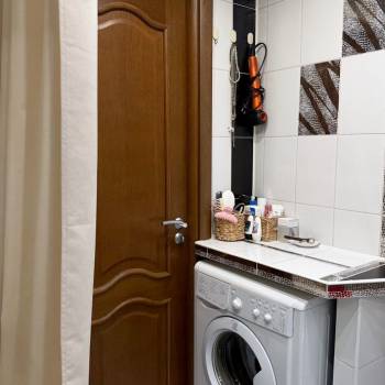 Продается 1-комнатная квартира, 38 м²
