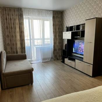 Сдается 1-комнатная квартира, 40 м²