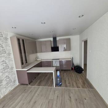 Сдается 2-х комнатная квартира, 60 м²