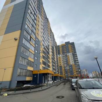 Сдается 1-комнатная квартира, 37 м²