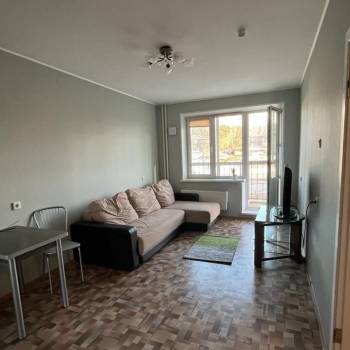 Сдается 1-комнатная квартира, 37 м²