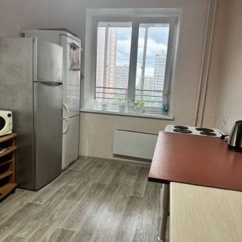 Сдается 2-х комнатная квартира, 64 м²