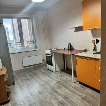 Сдается 2-х комнатная квартира, 64 м²
