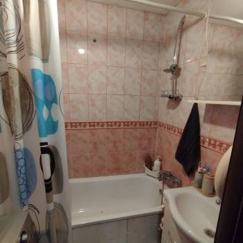 Продается 3-х комнатная квартира, 64,6 м²
