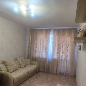 Сдается 1-комнатная квартира, 35 м²