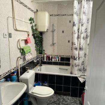 Сдается 2-х комнатная квартира, 60 м²