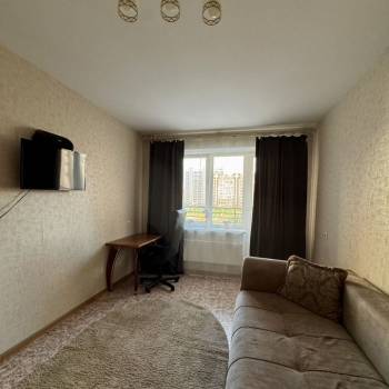 Продается 1-комнатная квартира, 39 м²