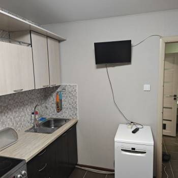 Сдается 1-комнатная квартира, 37 м²