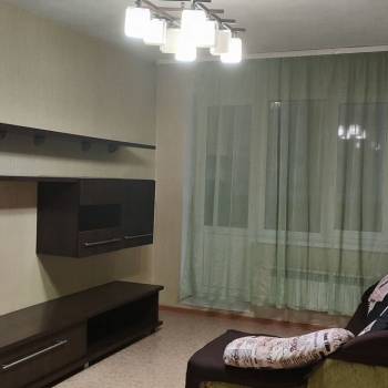Сдается 1-комнатная квартира, 42 м²