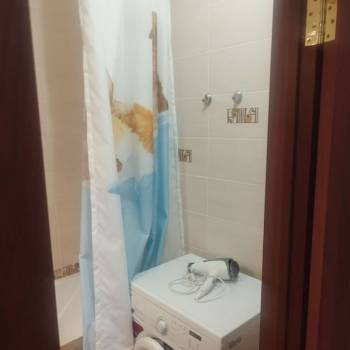 Сдается 2-х комнатная квартира, 75 м²