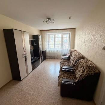 Продается 1-комнатная квартира, 391 м²