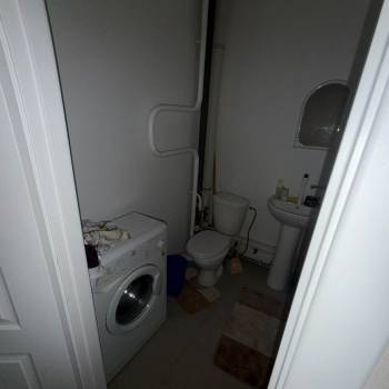 Продается 1-комнатная квартира, 391 м²