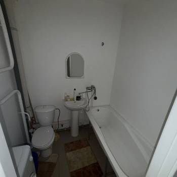 Продается 1-комнатная квартира, 391 м²