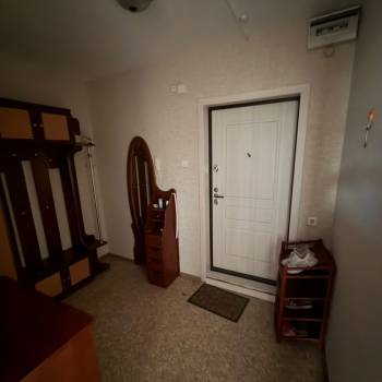 Продается 1-комнатная квартира, 391 м²