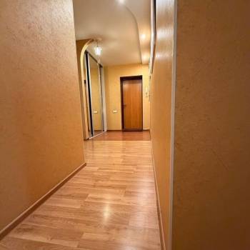 Сдается 2-х комнатная квартира, 72 м²