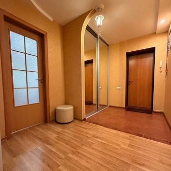 Сдается 2-х комнатная квартира, 72 м²