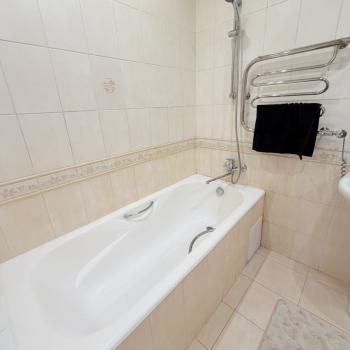 Сдается 2-х комнатная квартира, 64 м²