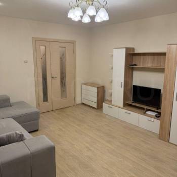 Сдается 1-комнатная квартира, 48 м²