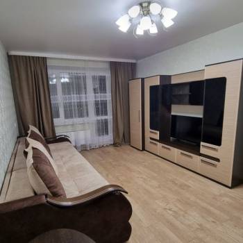 Сдается 2-х комнатная квартира, 60 м²