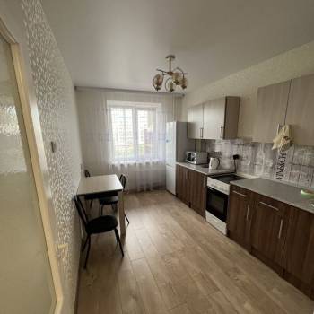 Сдается 2-х комнатная квартира, 60 м²