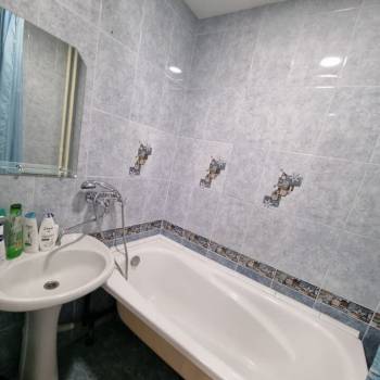 Сдается 2-х комнатная квартира, 60 м²