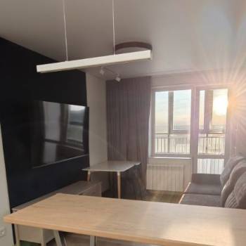 Сдается 1-комнатная квартира, 49,5 м²