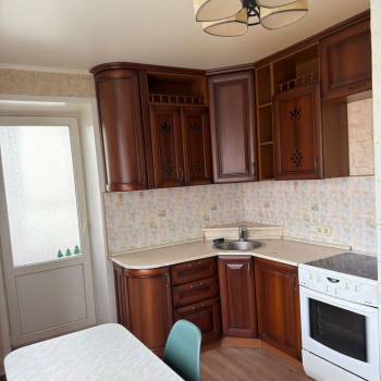 Сдается 1-комнатная квартира, 46 м²