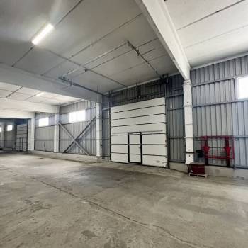 Сдается Нежилое помещение, 350 м²