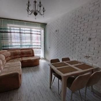 Сдается Многокомнатная квартира, 60 м²