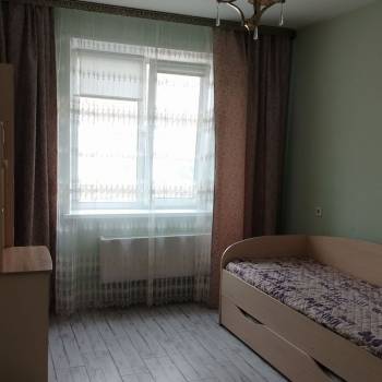 Сдается Многокомнатная квартира, 60 м²