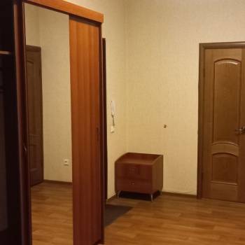 Сдается 2-х комнатная квартира, 75 м²