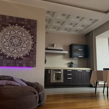 Сдается 2-х комнатная квартира, 58 м²