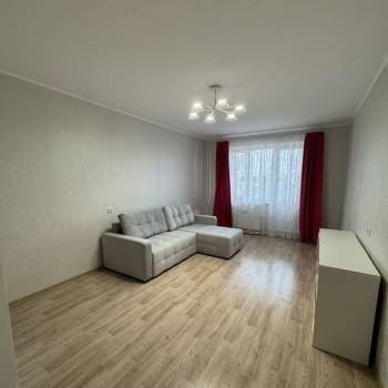 Сдается Многокомнатная квартира, 80,5 м²