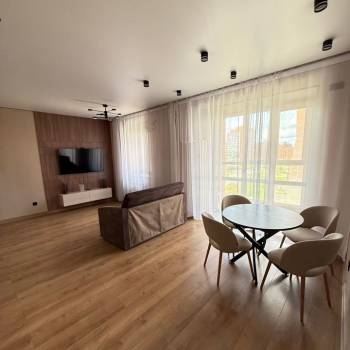Сдается 2-х комнатная квартира, 60 м²