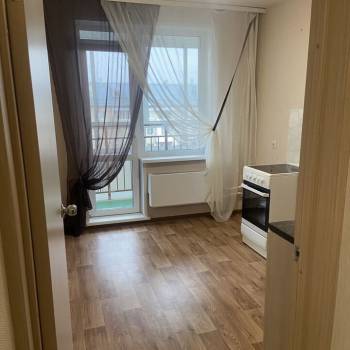 Сдается 1-комнатная квартира, 39 м²