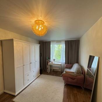 Сдается 1-комнатная квартира, 35 м²
