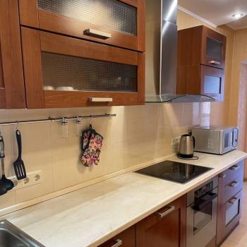 Сдается 2-х комнатная квартира, 69 м²