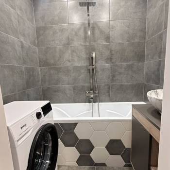 Сдается 2-х комнатная квартира, 65 м²