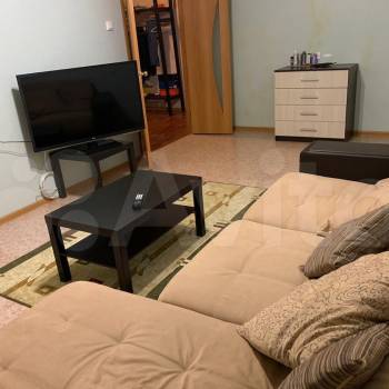 Сдается 2-х комнатная квартира, 65 м²