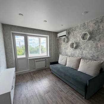 Сдается 1-комнатная квартира, 35,6 м²