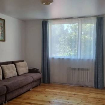 Сдается Многокомнатная квартира, 100 м²