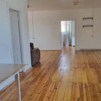Сдается Многокомнатная квартира, 100 м²