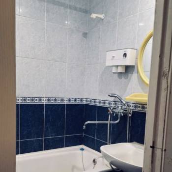 Продается 1-комнатная квартира, 41 м²