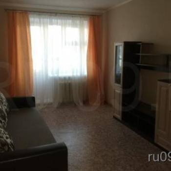Сдается 1-комнатная квартира, 39 м²