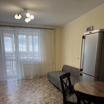 Сдается 2-х комнатная квартира, 70 м²