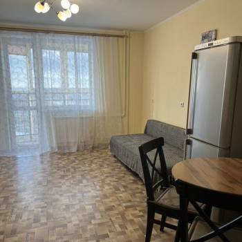 Сдается 2-х комнатная квартира, 70 м²