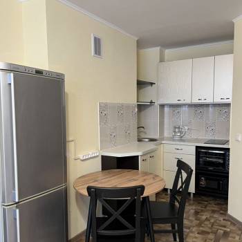 Сдается 2-х комнатная квартира, 70 м²