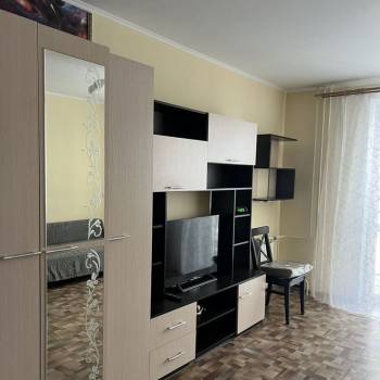 Сдается 2-х комнатная квартира, 70 м²